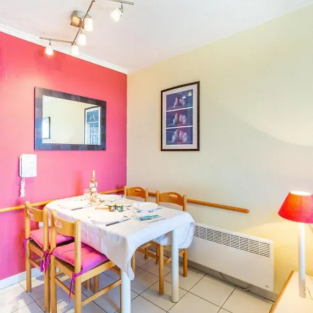 Village Cap Esterel - Le Village-50 By Interhome *